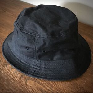 Corridor NYC Bucket Hat - Black EUC